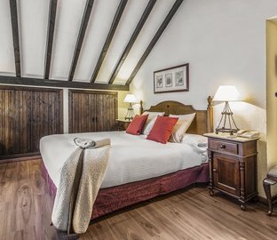 Suites  Vincci Selección Rumaykiyya Granada