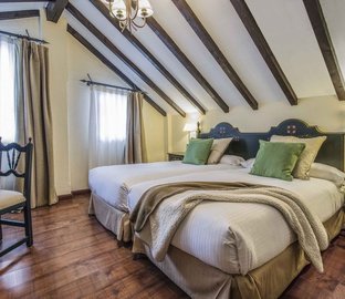 Suites  Vincci Selección Rumaykiyya Granada