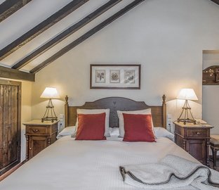 Suite  Vincci Selección Rumaykiyya Granada