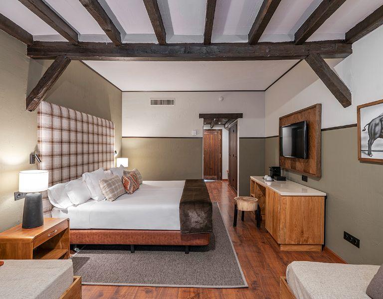 Habitación Superior Vista Montaña Vincci Selección Rumaykiyya 5* Granada Habitación Superior Vista Montaña Vincci Selección Rumaykiyya 5* Granada