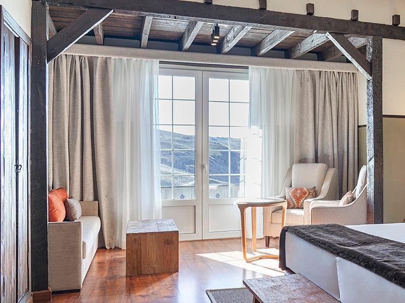 Habitación doble Vista Montaña Vincci Selección Rumaykiyya 5* Granada Habitación doble Vista Montaña Vincci Selección Rumaykiyya 5* Granada